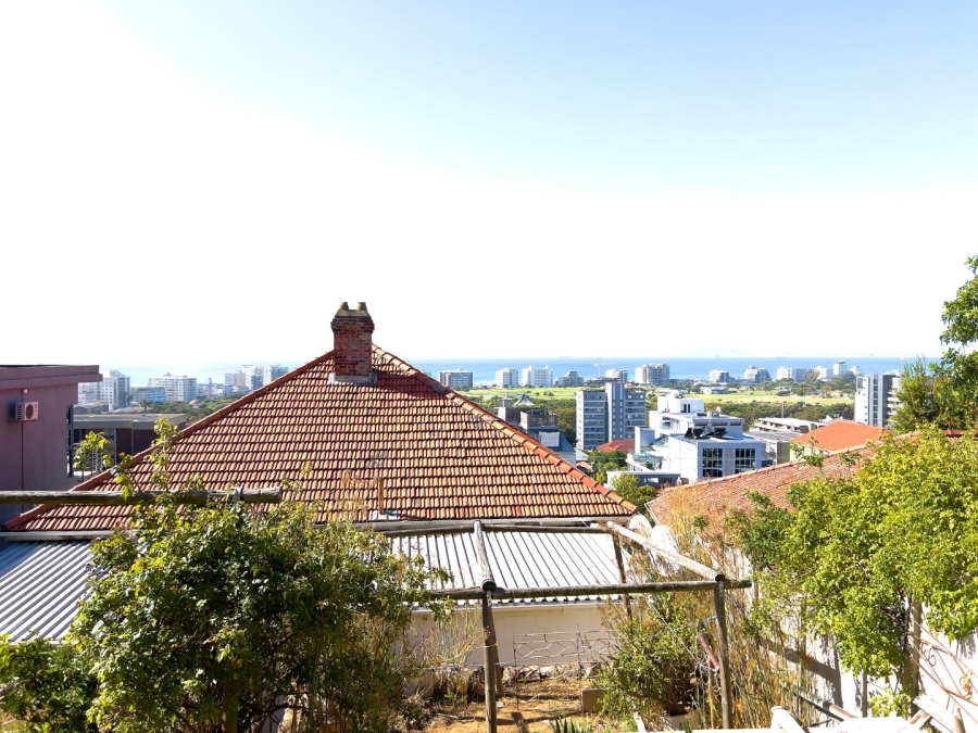 To Let 1 Bedroom Property for Rent in Green Point Western Cape